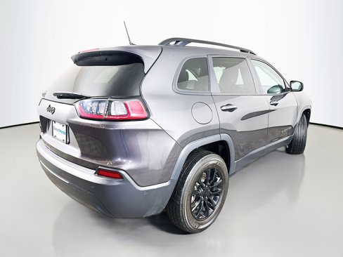 Used 2023 Jeep Cherokee Altitude Lux image 7