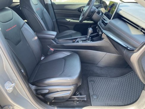Used 2022 Jeep Compass Trailhawk image 25