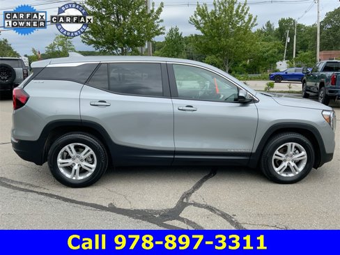 Certified 2024 GMC Terrain SLE image 38