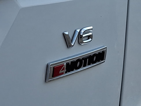 Used 2018 Volkswagen Atlas SE image 33