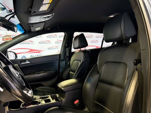 Used 2020 Kia Sportage S image 13