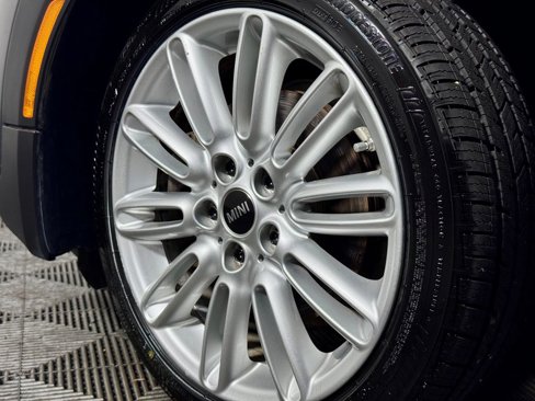 Certified 2022 INFINITI Q50 Sensory image 36