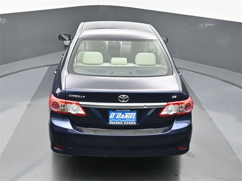 Used 2012 Toyota Corolla LE image 16