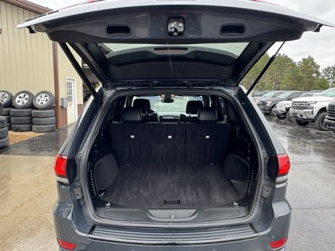 Used 2018 Jeep Grand Cherokee Altitude image 33