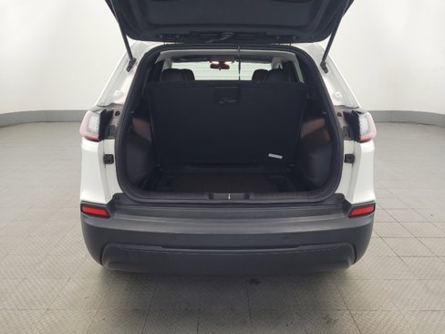 Used 2019 Jeep Cherokee Latitude Plus image 29