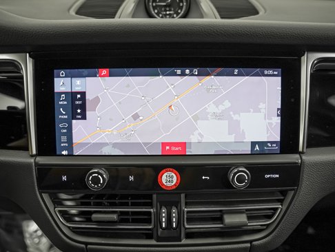 Certified 2023 Porsche Macan image 23