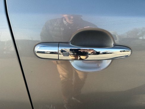 Used 2015 Kia Sorento SX image 31