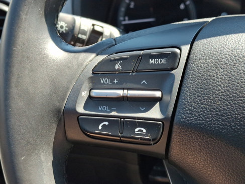 Used 2018 Hyundai Kona Limited image 21