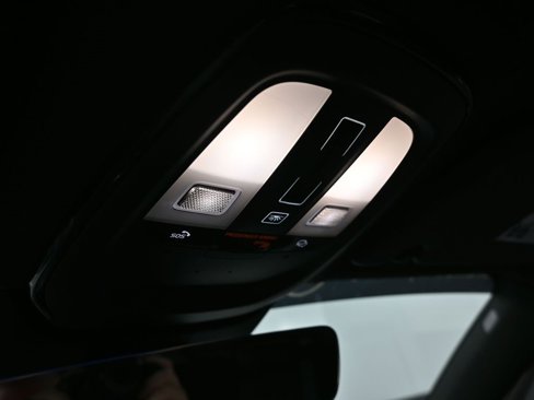 Certified 2023 Volvo XC40 Recharge Ultimate image 27