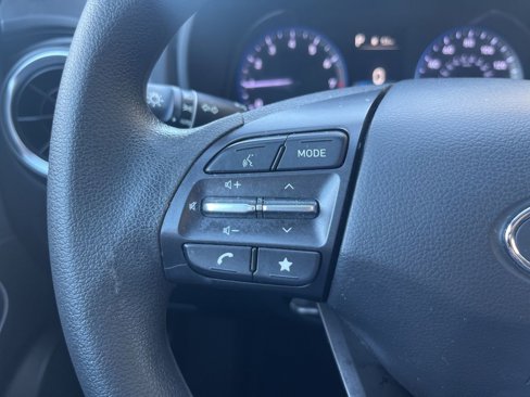 Certified 2022 Hyundai Kona SEL w/ Cargo Package image 38