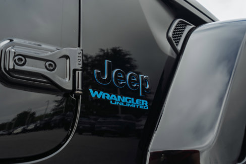 Used 2021 Jeep Wrangler Unlimited Sahara image 21