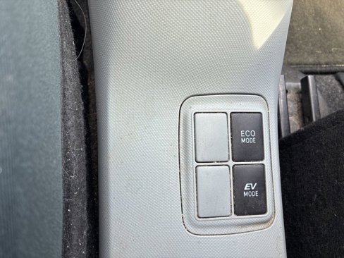 Used 2013 Toyota Prius C Four image 21