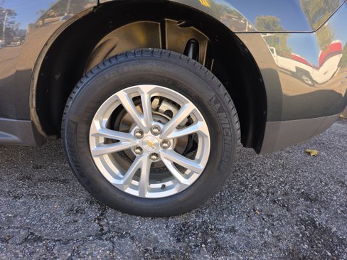 Used 2017 Chevrolet Equinox LS image 31
