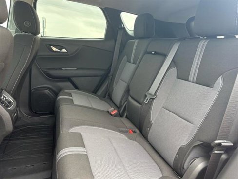 New 2025 Chevrolet Blazer LT w/ Convenience Package image 16