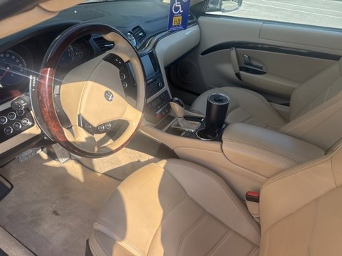 Used 2013 Maserati GranTurismo Sport image 6