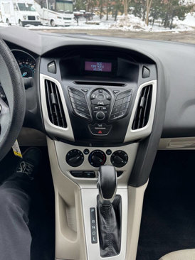 Used 2012 Ford Focus SE image 50