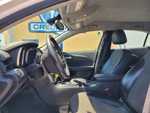 Used 2014 Chevrolet Malibu LT image 8