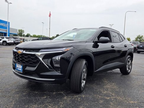 New 2025 Chevrolet Trax LT w/ Driver Confidence Package image 3