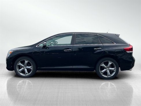 Used 2014 Toyota Venza XLE image 3