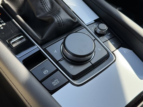 New 2025 MAZDA MAZDA3 s image 17