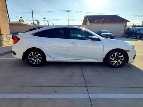 Used 2016 Honda Civic EX image 4