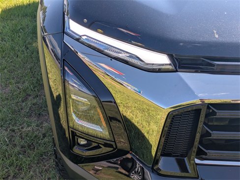 New 2026 Chevrolet Equinox ACTIV w/ Convenience Package III image 10