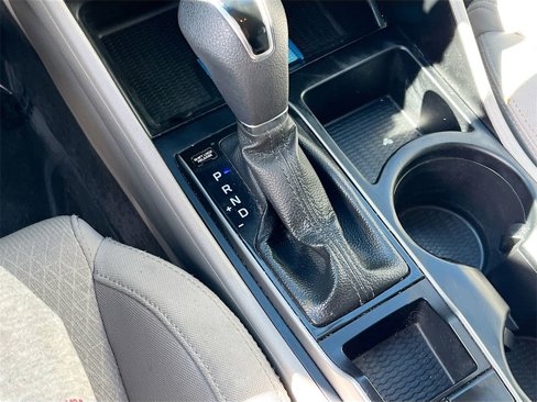 Used 2017 Hyundai Tucson SE image 16