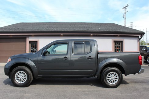 Used 2015 Nissan Frontier SV image 10