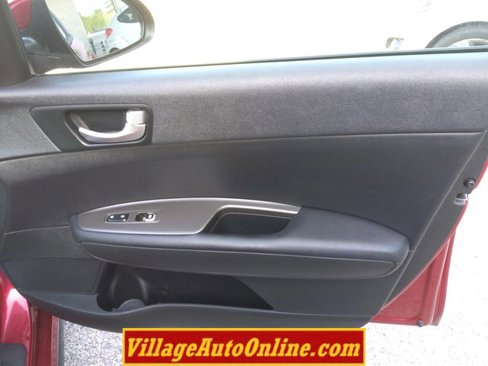Used 2020 Kia Optima S image 31