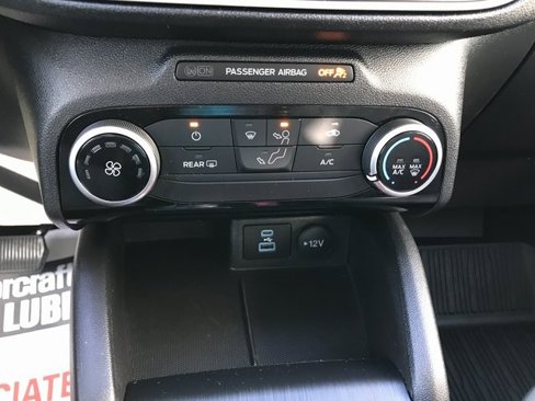 Certified 2022 Ford Escape SE image 13