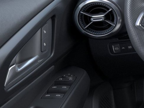 New 2025 Chevrolet Equinox EV LT image 23