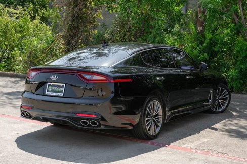 Used 2018 Kia Stinger Premium image 10