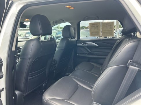 Used 2019 MAZDA CX-9 Touring image 35
