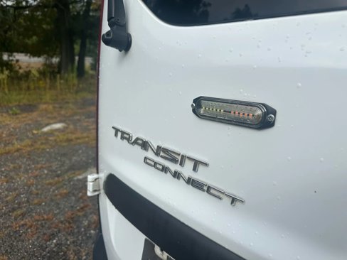 Used 2017 Ford Transit Connect XL image 10