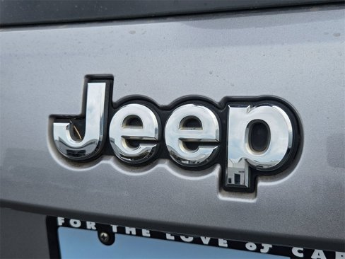 Used 2014 Jeep Grand Cherokee Limited image 29