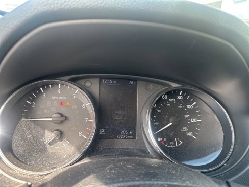 Used 2018 Nissan Rogue SV w/ Premium Package image 24