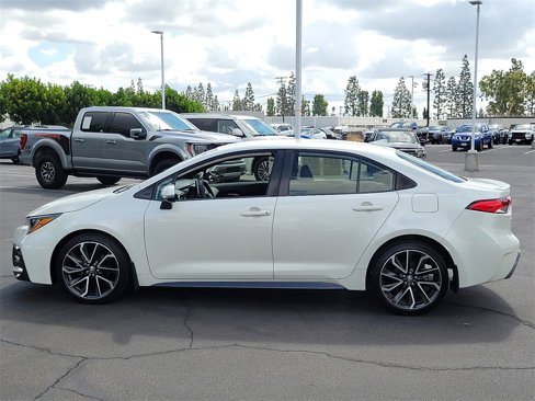 Used 2020 Toyota Corolla SE image 3
