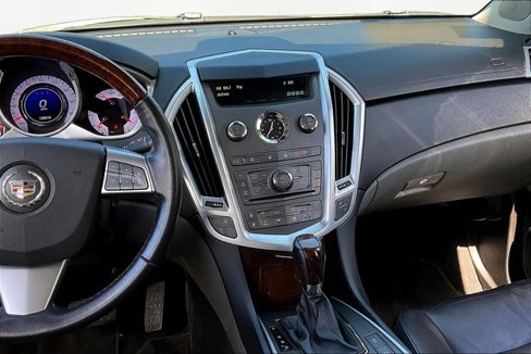 Used 2011 Cadillac SRX Luxury image 9