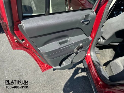 Used 2016 Jeep Compass Sport image 18