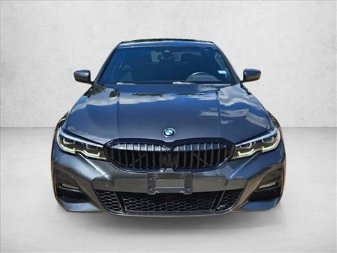 Used 2020 BMW 330i Sedan w/ M Sport Package image 2