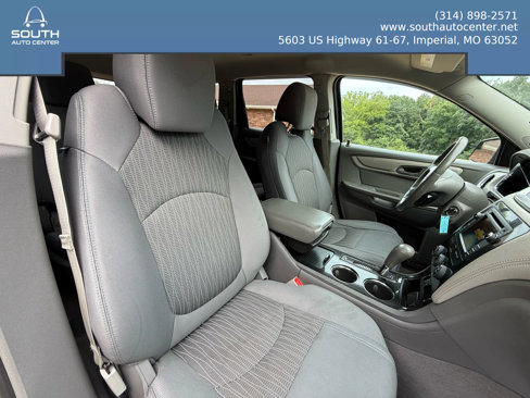 Used 2016 Chevrolet Traverse LT image 15