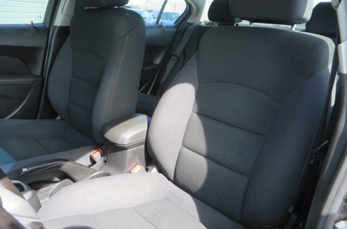 Used 2014 Chevrolet Cruze LT image 45