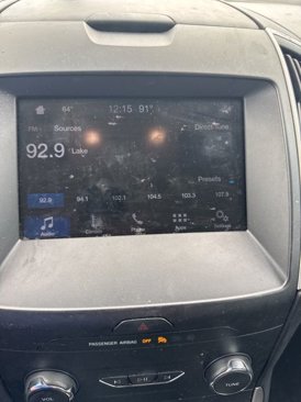 Used 2019 Ford Edge SEL image 14
