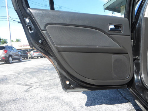 Used 2012 Ford Fusion SE image 36