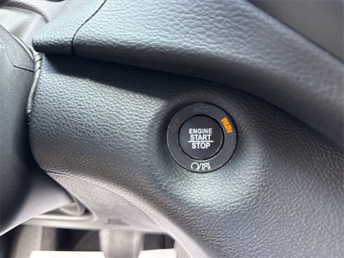 Used 2021 Jeep Cherokee Trailhawk image 17