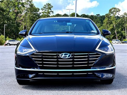 Used 2023 Hyundai Sonata SE w/ Cargo Package image 3