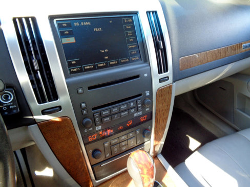 Used 2010 Cadillac STS w/ V6 Luxury Level Two Package image 36