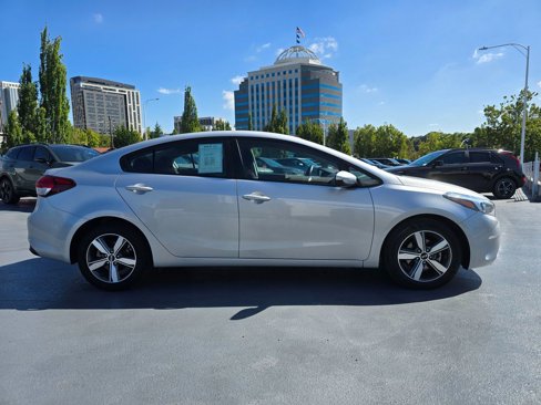 Used 2018 Kia Forte LX w/ LX Popular Package image 7