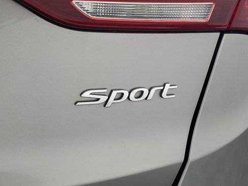 Used 2017 Hyundai Santa Fe Sport image 31