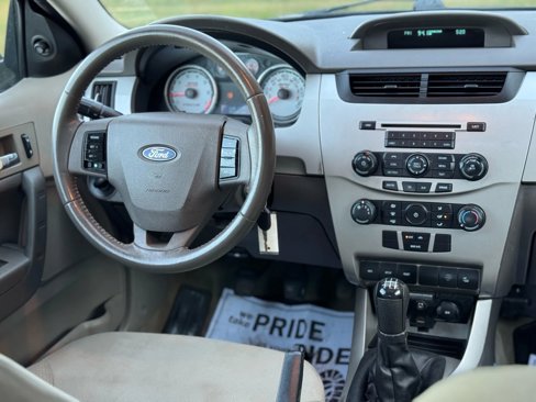 Used 2009 Ford Focus SES image 18